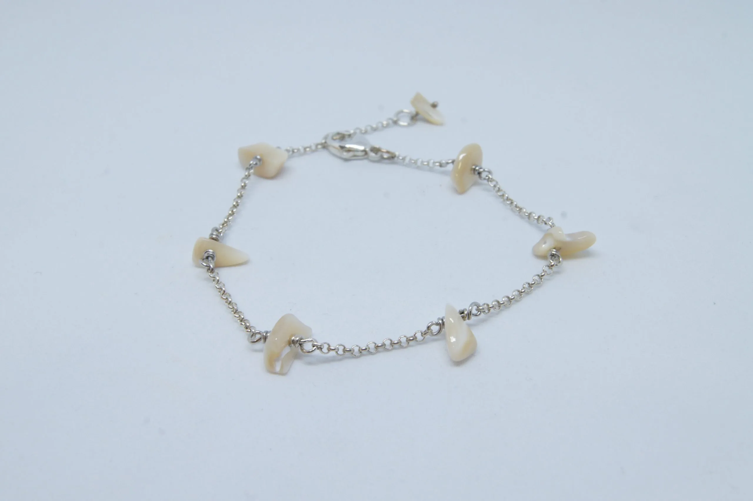 Bracelet maille jaseron en argent 925 millième et chutes de nacre
