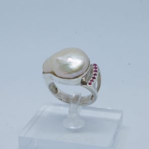 Bague argent perle Baroque et 7 rubis