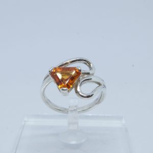 BAGUE CITRINE FANCY TRIANGLE