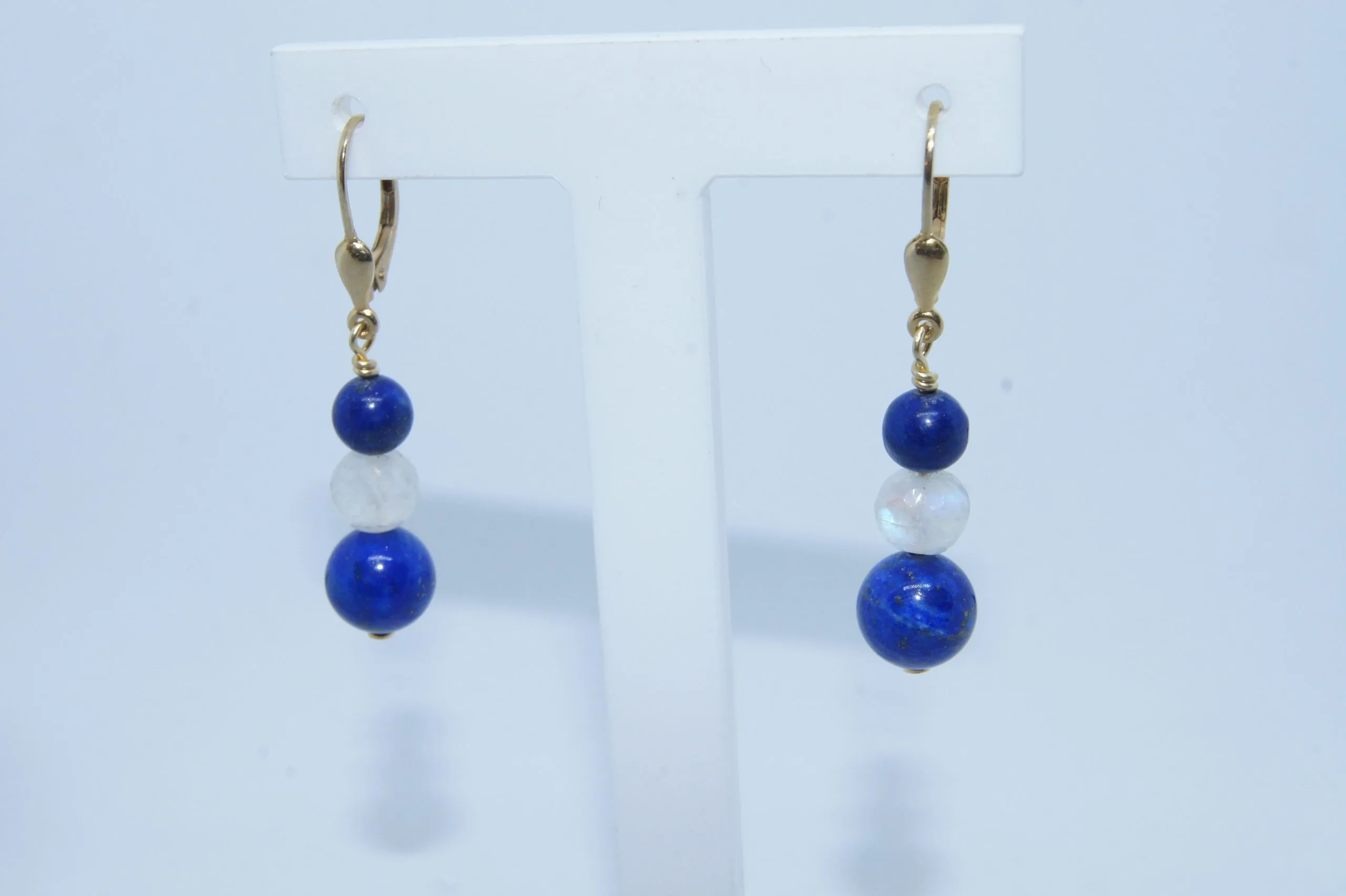 Boucles d’oreilles Lapis Lazuli et Pierre de Lune sur dormeuse argent