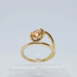 Bague or jaune 750 millième et grenat spessartite