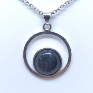 Pendentif argent 925 millième et cabochon de labradorite 12mm