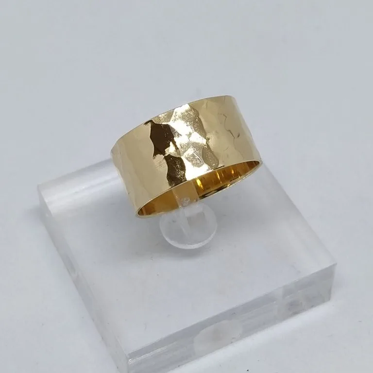 Alliance martelé 10mm or jaune