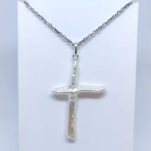 pendentif perle eau douce forme croix
