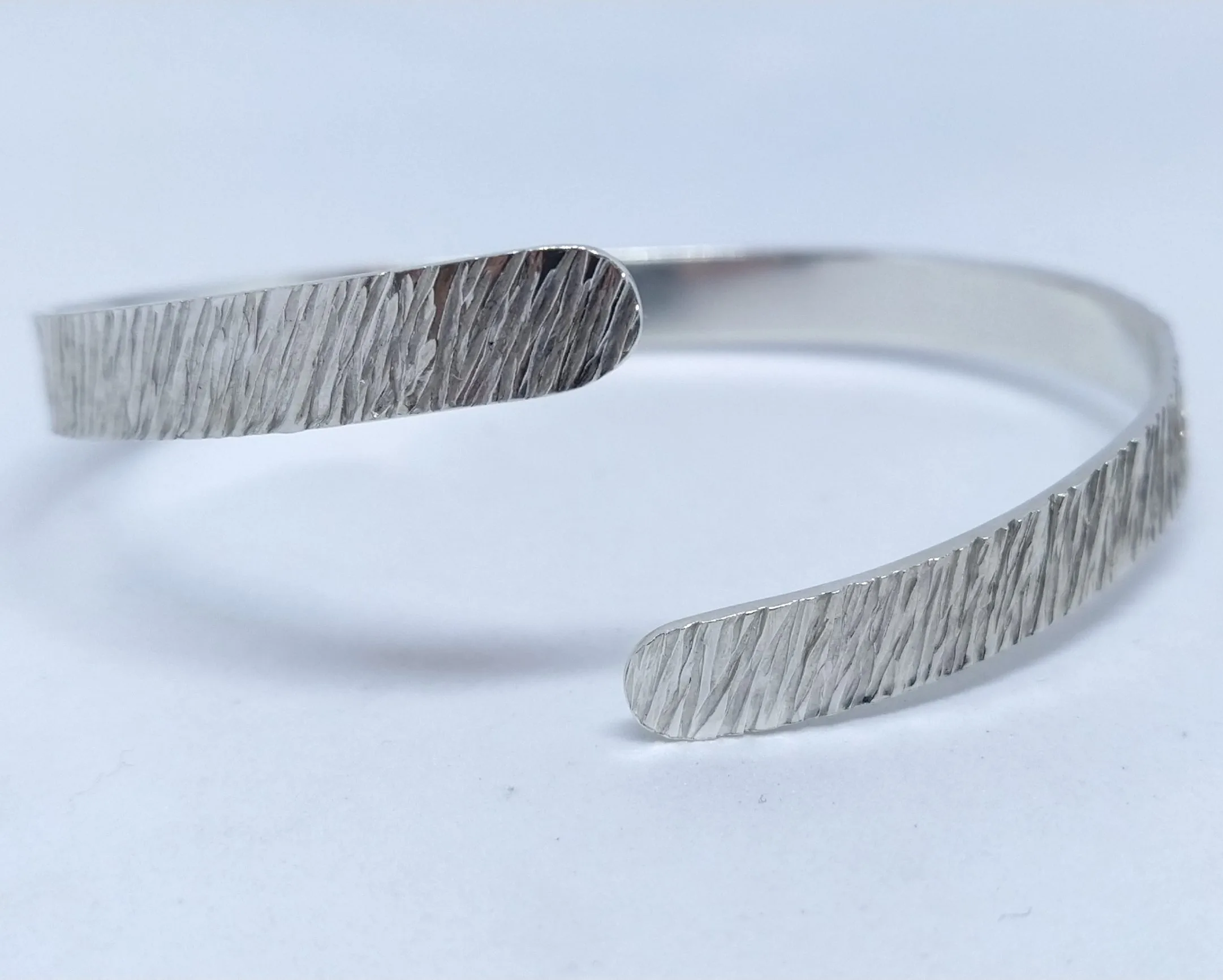 bracelet argent martelage zébré